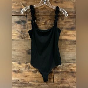 REFORMATION “HAMPTON RUFFLE BODYSUIT” NWT from Nordstroms
WMNS BLACK SIZE LARGE